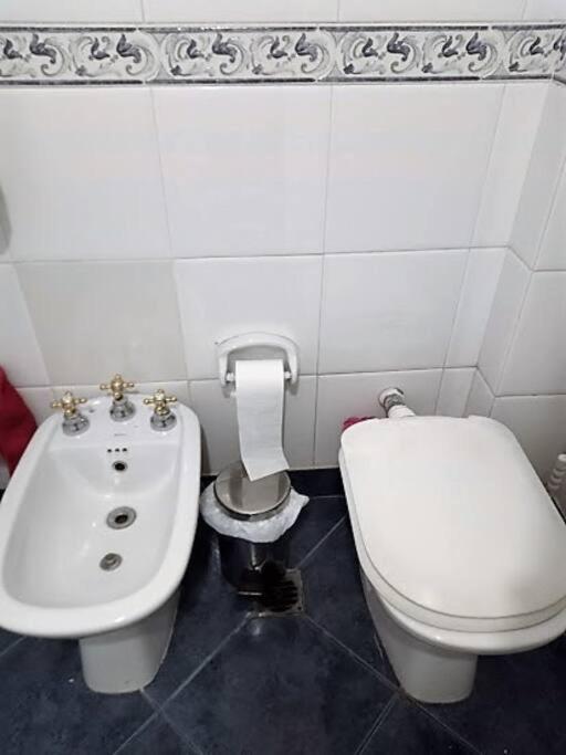 Espacioso Y Calido Departamento En Barrio Belgrano Apartment